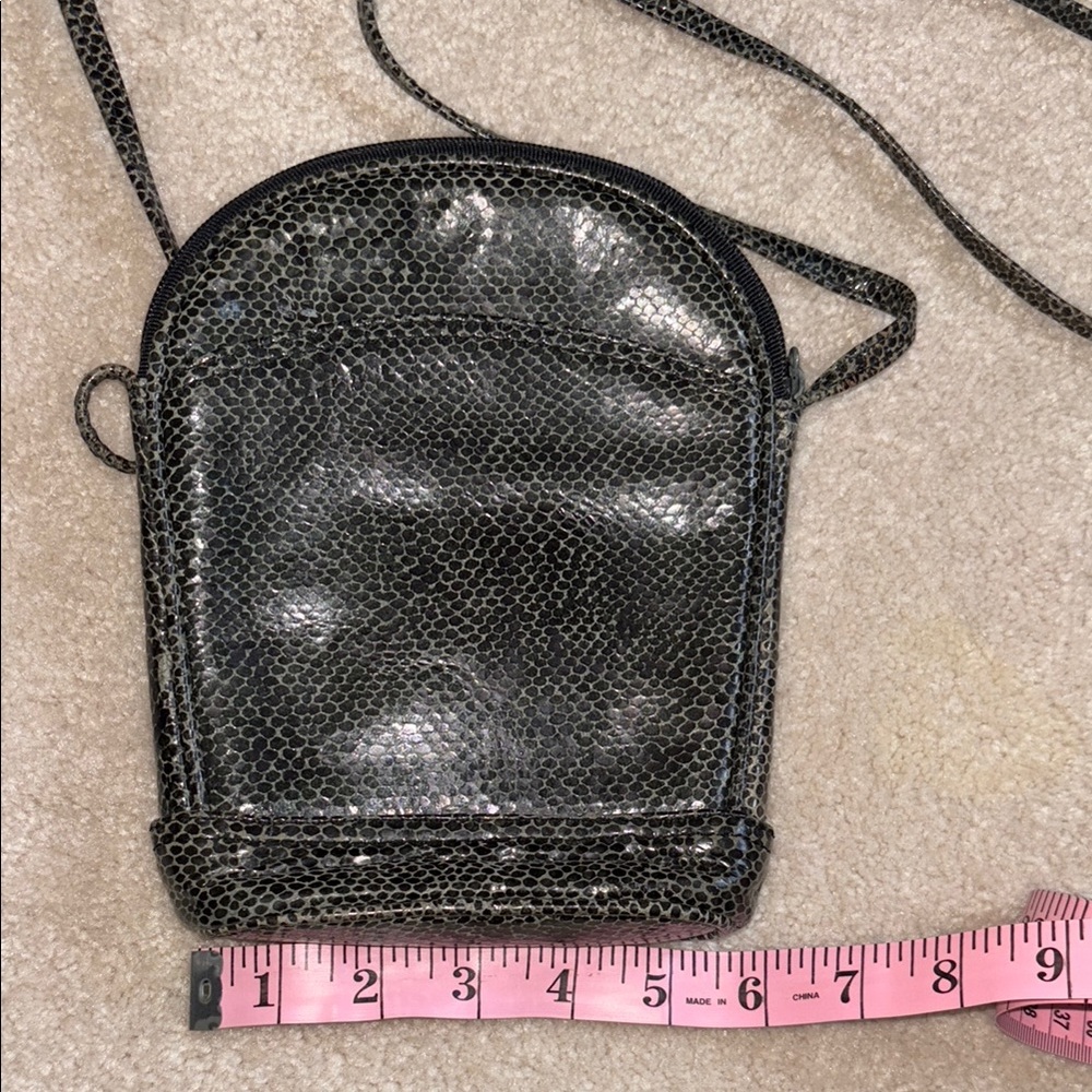Faux snake skin Textured Crossbody zipper purse